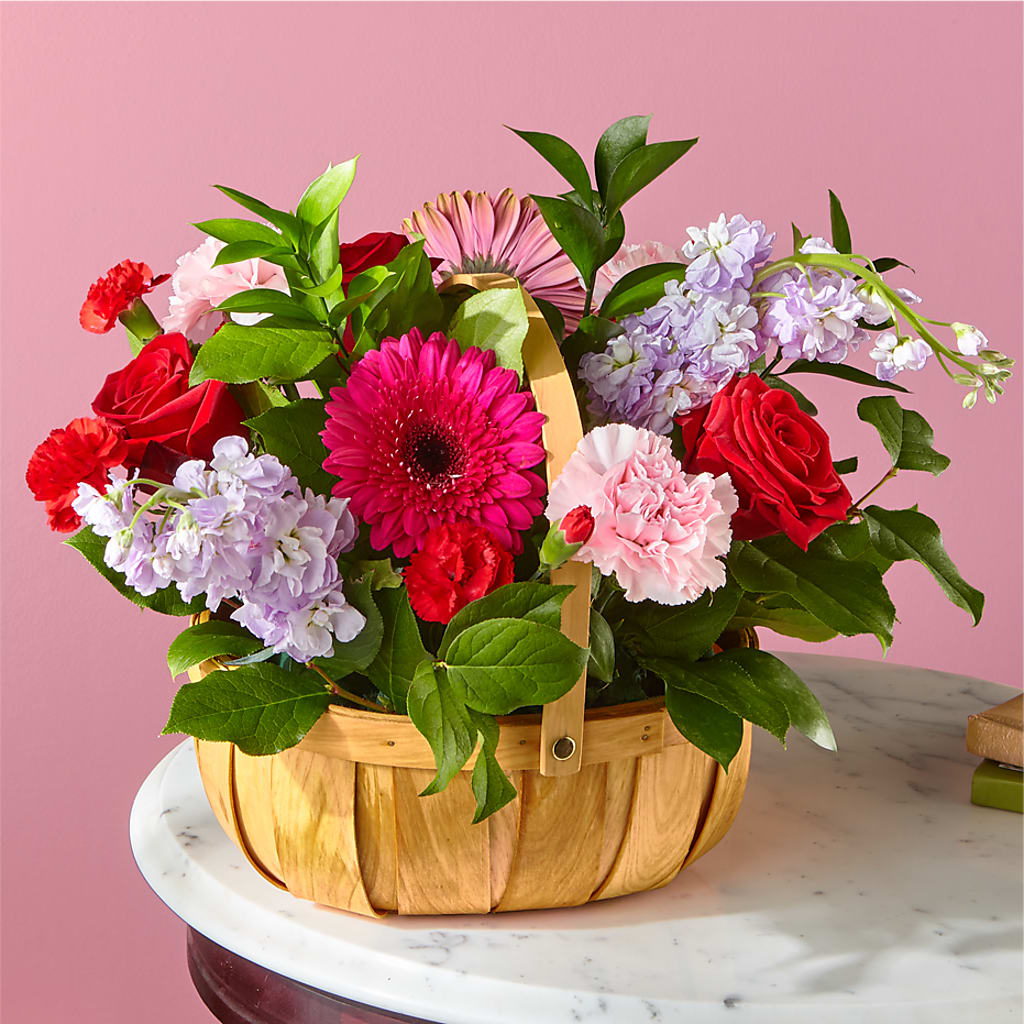 Pink Picnic Basket – BLOOM & BLOSSOM NORTH RALEIGH, Cary NC