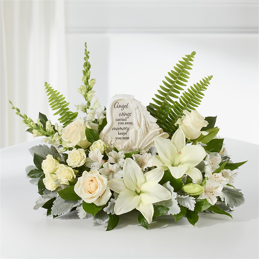 Holding You Close Arrangement – BLOOM & BLOSSOM NORTH RALEIGH, Cary NC